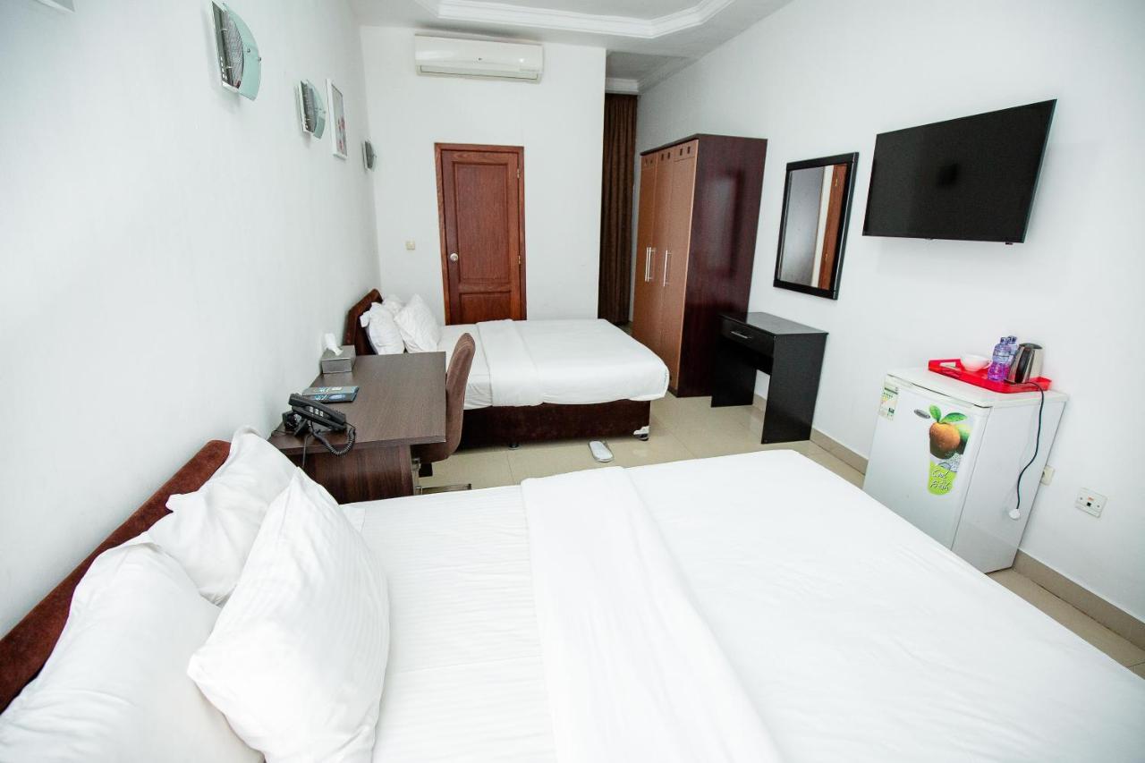 Hotel Everest Rd Congo Κινσάσα Εξωτερικό φωτογραφία
