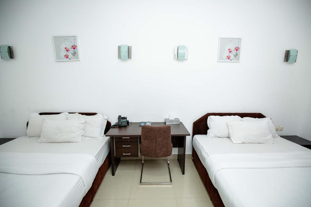 Hotel Everest Rd Congo Κινσάσα Εξωτερικό φωτογραφία
