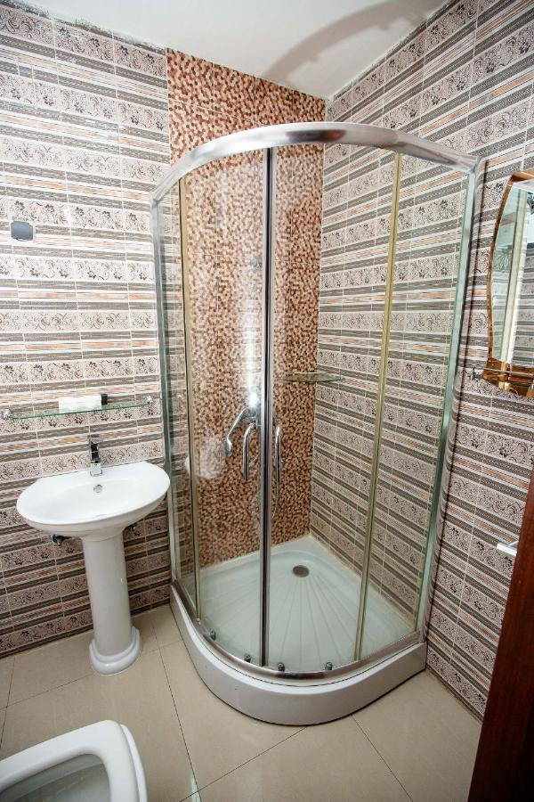 Hotel Everest Rd Congo Κινσάσα Εξωτερικό φωτογραφία