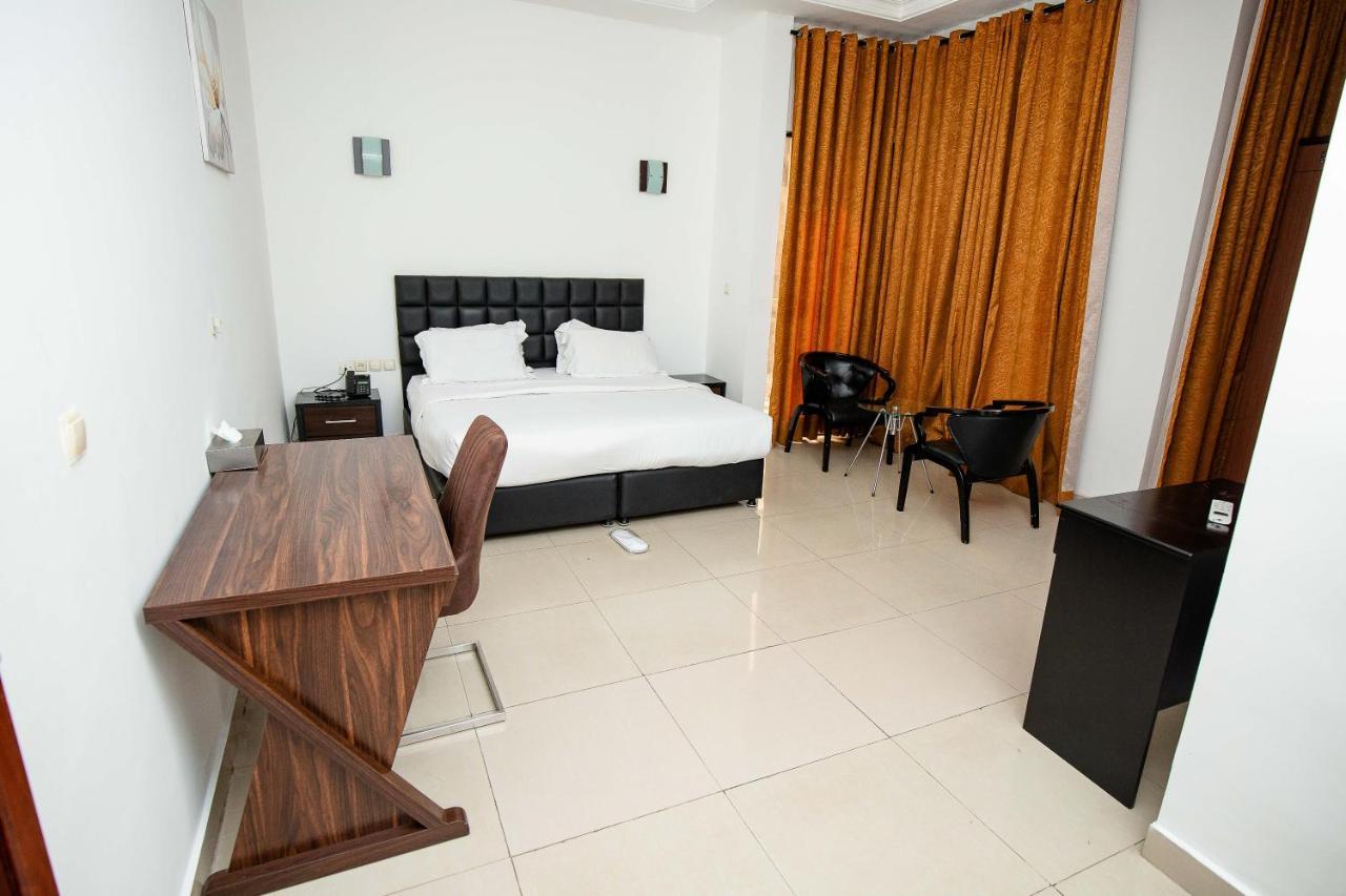 Hotel Everest Rd Congo Κινσάσα Εξωτερικό φωτογραφία